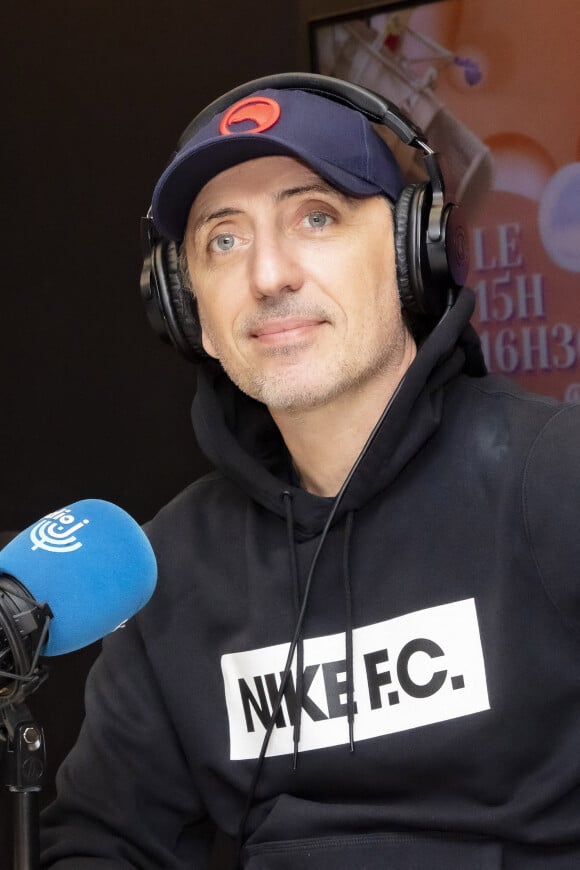 Exclusif - Gad Elmaleh invité de CS Cohen sur Radio J à Paris. © Jack Tribeca / Bestimage