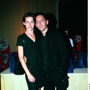 Anne Brochet et Gad Elmaleh - TPS présente les nouveautés de la rentrée. 1999.