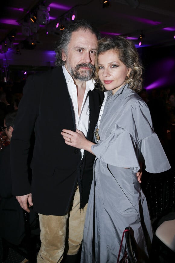Simon Liberati et sa femme Eva Ionesco - Dîner de la mode pour le Sidaction au pavillon d'Armenonville à Paris le 29 janvier 2015.