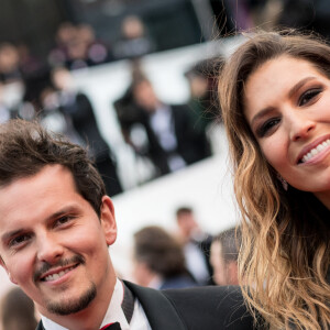 Laury Thilleman (Miss France 2011) et son compagnon le chef cuisinier Juan Arbelaez - Montée des marches du film "Douleur et Gloire" lors du 72ème Festival International du Film de Cannes. Le 17 mai 2019 © Jacovides-Moreau / Bestimage 