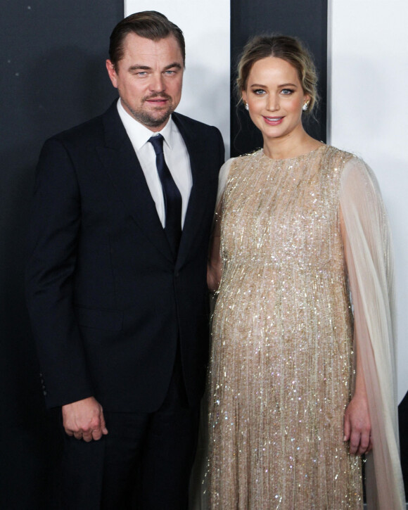 Leonardo DiCaprio, Jennifer Lawrence (enceinte) à la première du film "Don't Look Up" à New York, le 5 décembre 2021. 