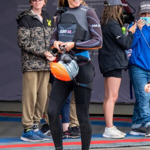 Kate Middleton, duchesse de Cambridge, rencontre l'équipe de Grande-Bretagne avant la course Sail Grand Prix à Plymouth, le 31 juillet 2022. 