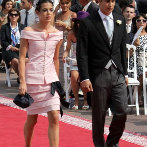Charlotte Casiraghi et Alex Dellal - Arrivée des invités au mariage religieux du prince Albert II de Monaco et de la princesse Charlène Wittstock le 2 juillet 2011