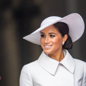 Meghan Markle, duchesse de Sussex - Les membres de la famille royale et les invités lors de la messe célébrée à la cathédrale Saint-Paul de Londres, dans le cadre du jubilé de platine (70 ans de règne) de la reine Elisabeth II d'Angleterre. Londres, le 3 juin 2022.