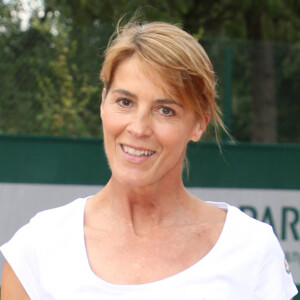 Exclusif -Nathalie Simon- 26ème édition du Trophée des personnalités en marge des Internationaux de Tennis de Roland Garros à Paris. La 26ème édition du trophée des personnalités rassemblera de nombreuses célébrités qui viendront partager un moment convivial et solidaire autour de leur passion pour le tennis. Cette année, le trophée innove en invitant les personnalités à venir mesurer leur vitesse de balle pour la bonne cause. Pour la première fois, grâce au soutien de Engie et Babolat, chaque kilomètre heure sera converti en euro. 1 km/h = 1 euro. Le montant additionné sera remis par les vainqueurs aux associations "Premier de Cordée" et "Sourire à la vie". De plus, Engie remettra chaque jour un chèque à une association qui oeuvre pour l'accès au sport : "Princesse Margot" parrainée par K.Adams, "Innocence en danger" représentée par N.Baye, "Autour des williams" soutenue par O.Meunier et "Autiste sans frontières" avec L.Delahousse. © Denis Guignebourg/Bestimage 