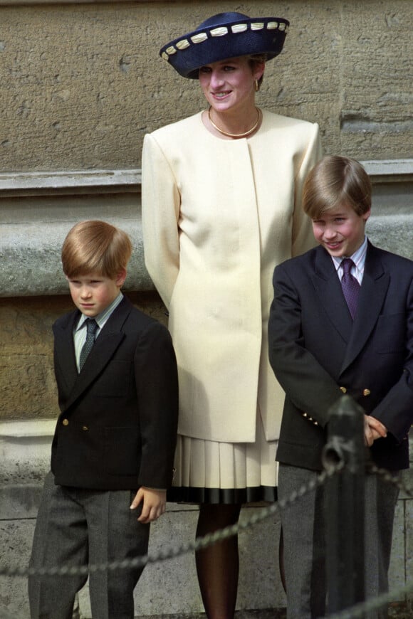 La princesse Diana, Le prince William, duc de Cambridge, Le prince Harry, duc de Sussex 