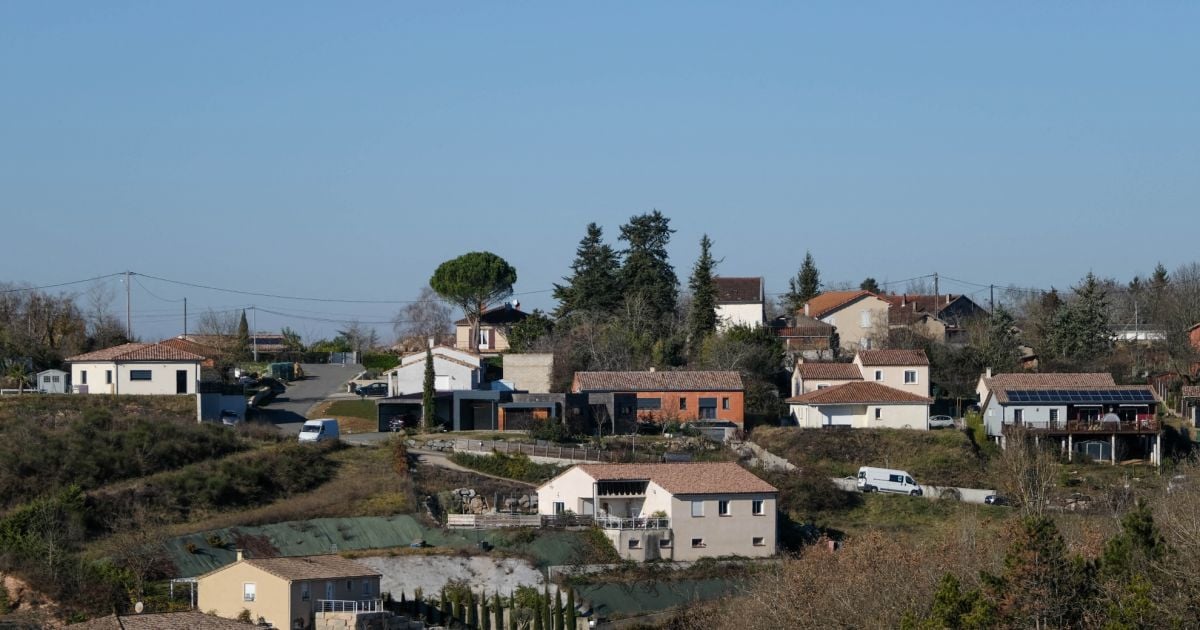 Le village de CagnaclesMines où habitent les Jubillar Purepeople