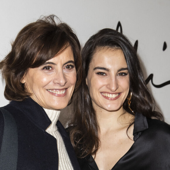 Inès de la Fressange et sa fille Nine Marie d'Urso - People au défilé de mode Haute-Couture printemps-été 2020 "Schiaparelli" à Paris. Le 20 janvier 2020 © Olivier Borde / Bestimage