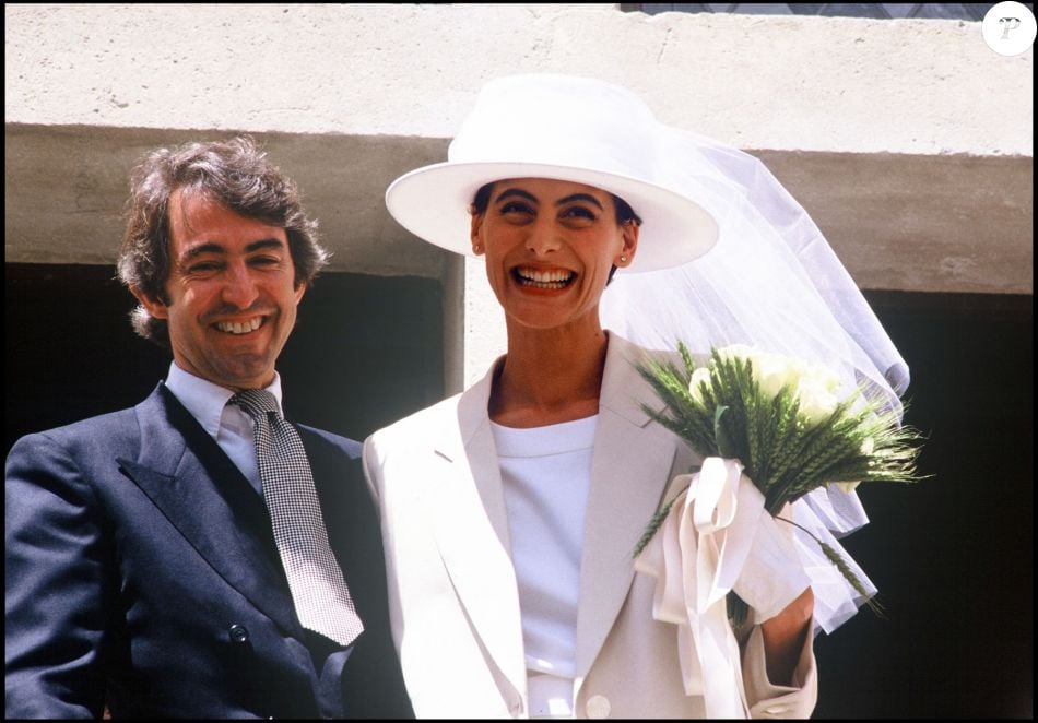 Inès de la Fressange et Luigi d'Urso à leur mariage Purepeople