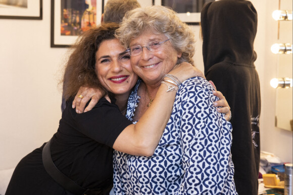 Emmanuelle Galabru, Jacqueline Franjou - Personnalités à la représentation de la pièce "Un visiteur inattendu" lors du festival de Ramatuelle au théâtre de Verdure le 11 août 2022. © Cyril Bruneau / Festival de Ramatuelle / Bestimage