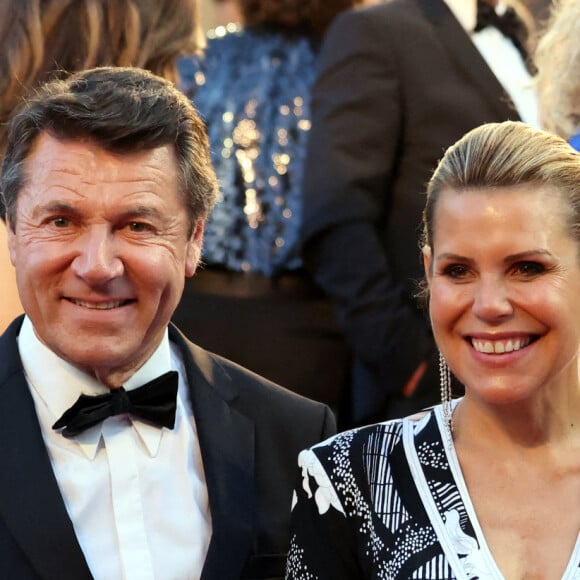 Christian Estrosi, maire de Nice, et sa femme Laura Tenoudji-Estrosi - Montée des marches du film " Mascarade " lors du 75ème Festival International du Film de Cannes. Le 27 mai 2022 © Dominique Jacovides / Bestimage 