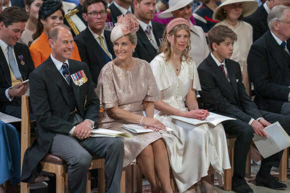 Le prince Edward, comte de Wessex, Sophie Rhys-Jones, comtesse de Wessex, Louise Mountbatten-Windsor (Lady Louise Windsor), James Mountbatten-Windsor - Les membres de la famille royale et les invités lors de la messe célébrée à la cathédrale Saint-Paul de Londres, dans le cadre du jubilé de platine (70 ans de règne) de la reine Elisabeth II d'Angleterre. Londres, le 3 juin 2022. 