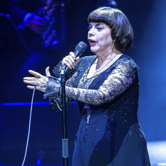 Mireille Mathieu en concert à Hanovre, en Allemagne, le 7 mai 2018 