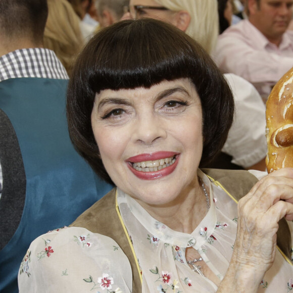 Mireille Mathieu à la fête de la bière à Munich le 19 septembre 2015
