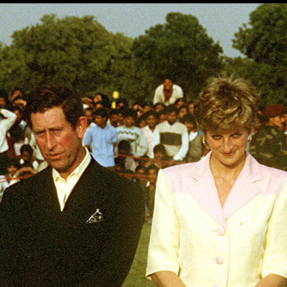 Le Prince Charles et la Princesse Diana en Egypte et en Inde au début des années 1990 juste avant leur divorce.