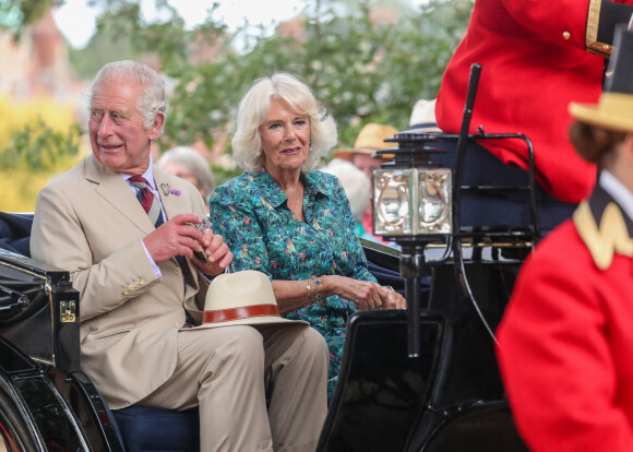 Le prince Charles et Camilla duchesse de Cornouailles au Sandringham Flower Show au Sandringham Flower Show, le 27 juillet 2022.