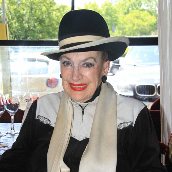 Exclusif - Geneviève de Fontenay - Déjeuner à la brasserie Les Fontaines à Paris. © Baldini / Bestimage 