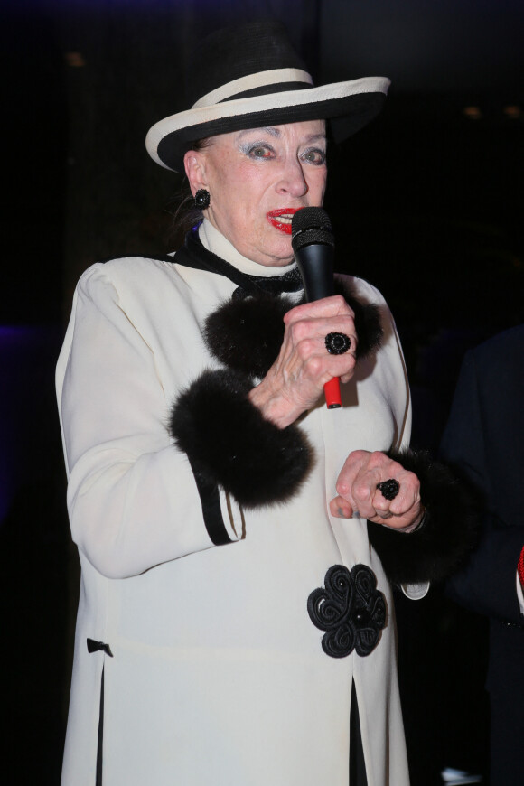 Geneviève de Fontenay - Soirée de remise des prix de la 12ème édition du TROFEMINA (prix décerné à des femmes d'exception) au pavillon Royal à Paris, le 14 octobre 2015.