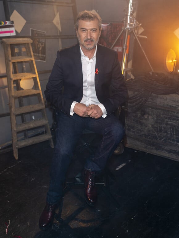 Daniel Lévi - Backstage de l'enregistrement de l'émission "100 ans de comédies musicales pour le Sidaction", qui sera diffusée le 2 avril sur France 2. Le 10 mars 2020 © Moreau-Perusseau / Bestimage