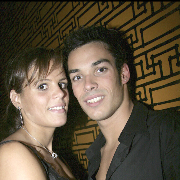 LES SPORTIFS LUCA MARIN ET LAURE MANAUDOU SONT AUX CHAMPIONNATS DU MONDE DE NATATION A MELBOURNE ET SEMBLENT NAGER DANS LE BONHEUR