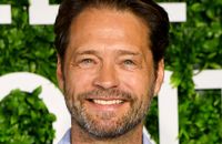 Jason Priestley : Les enfants de la star de Beverly Hills déjà immenses, lui ressemblent comme deux gouttes d'eau