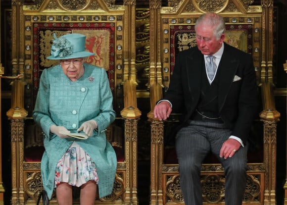 Le prince Charles, prince de Galles, la reine Elisabeth II d'Angleterre - Arrivée de la reine Elizabeth II et discours à l'ouverture officielle du Parlement à Londres le 19 décembre 2019. 