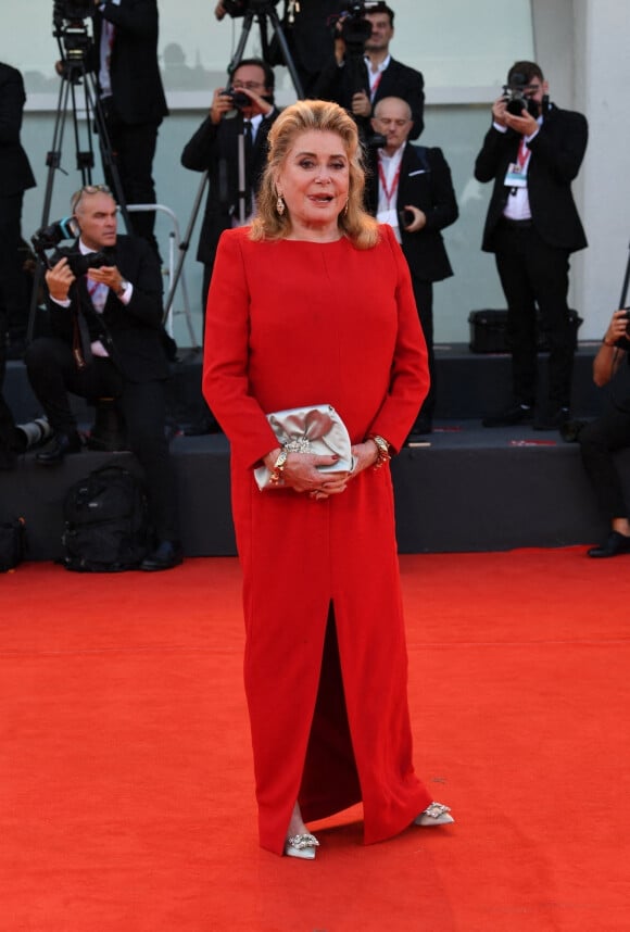 Catherine Deneuve - Soirée d'ouverture du 79e festival international du film de Venise. Le 31 août 2022.
