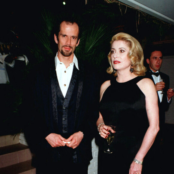 Catherine Deneuve et son fils Christian Vadaim au festival de Cannes en 1996.