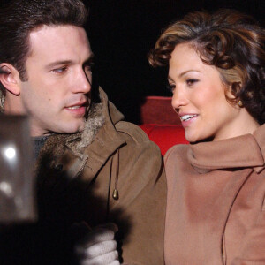 Jennifer Lopez et Ben Affleck sur le tournage de Jersey Girl en 2002