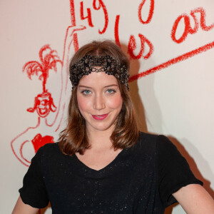 Sara Giraudeau, fille d'Anny Duperey et de Bernard Giraudeau lors du photocall de la 49 éme édition du gala des artistes au cirque d'hiver Bouglione. © Patrick Carpentier / Bestimage