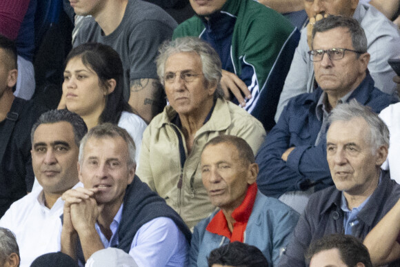Richard Anconina - People assistent au match aller de la Ligue des Champions entre le Paris Saint-Germain contre la Juventus (2-1) au Parc des Princes à Paris le 6 septembre 2022.