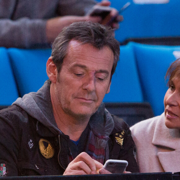 Jean-Luc Reichmann et sa femme Nathalie lors du match de demi-finale du 25th mondial de handball, France - Slovénie à l'AccorHotels Arena à Paris, France, le 26 janvier 2017. © Cyril Moreau/Bestimage