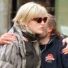 Radioman salue la star Sharon Stone à New York en 2000