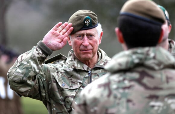 Le prince Charles, prince de Galles, rend visite au 1er bataillon du "Mercian Regiment" à Salisbury le 9 février 2018. 