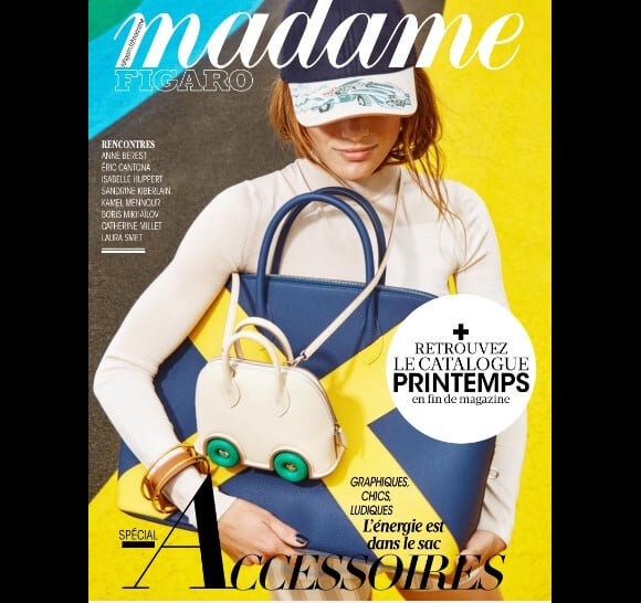 Retrouvez l'interview de Sandrine Kiberlain dans le magazine Madame Figaro du 9 septembre 2022.
