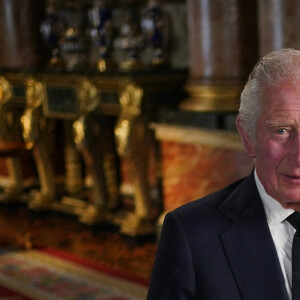 Le roi Charles III d'Angleterre prononce son discours à la nation et au Commonwealth depuis le palais de Buckingham à Londres, Royaume Uni, le 9 septembre 2022. 