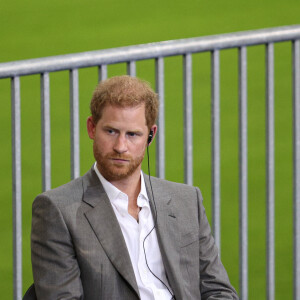 Le prince Harry lors de la conférence de presse des Invictus Games 2023 à Dusseldorf, Allemagne le 6 septembre 2022. © Piero Nigro/Alto Press via ZUMA Press / Bestimage 