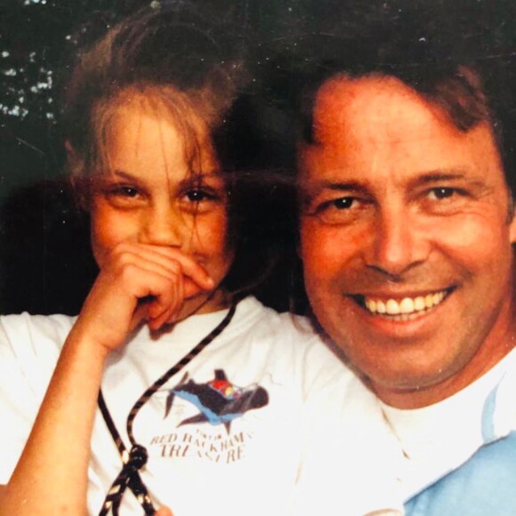 Fanny Leeb et son père Michel Leeb. Souvenir partagé sur Instagram. Le 23 avril 2021.