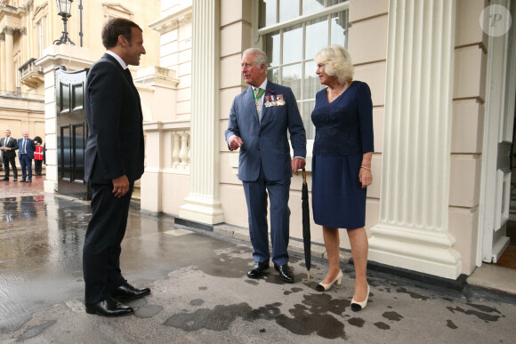 Charles, alors prince de Galles, et Camilla, alors duchesse de Cornouailles accueillent le président de la République française Emmanuel Macron dans la maison royale Clarence House, pour la commémoration du 80ème anniversaire de l'appel du 18 juin du général de Gaulle à Londres, Royaume Uni, le 18 juin 2010.