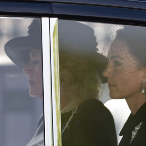 La reine Consort Camilla et la princesse de Galles Kate Middleton pendant la procession du cercueil de la reine de Buckingham à Westminster Hall à Londres le 14 septembre 2022 Photo by Stephen Lock/I-images/ABACAPRESS.COM