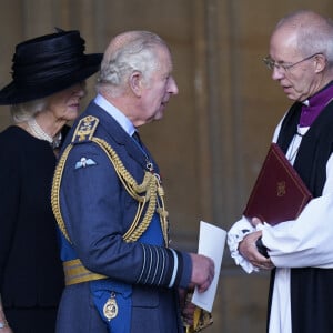 Le roi Charles III d'Angleterre et Camilla Parker Bowles, reine consort d'Angleterre, l'Archevêque de Canterbury, Justin Welby - Sortie - Procession cérémonielle du cercueil de la reine Elisabeth II du palais de Buckingham à Westminster Hall à Londres, où les Britanniques et les touristes du monde entier pourront lui rendre hommage jusqu'à ses obsèques prévues le 19 septembre 2022. Le 14 septembre 2022.