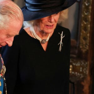 Le roi Charles III d'Angleterre, la reine consort Camilla Parker Bowles - Intérieur - Procession cérémonielle du cercueil de la reine Elisabeth II du palais de Buckingham à Westminster Hall à Londres. Le 14 septembre 2022