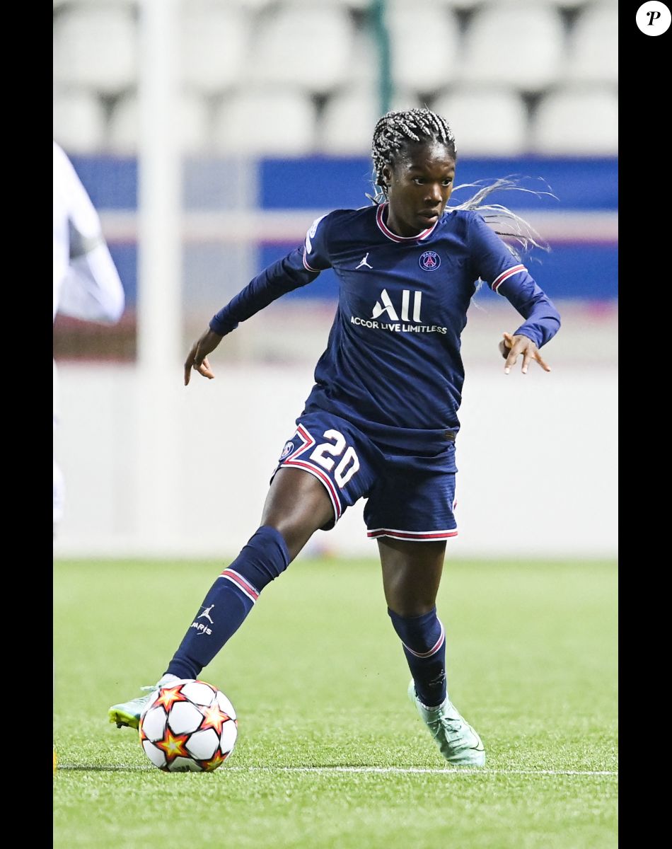 Info du 10 novembre 2021 - La joueuse du PSG Kheira Hamraoui a été agressée, son équipière Aminata Diallo est en garde à vue - Aminata Diallo (PSG) - FOOTBALL : PSG vs WFC Kharkiv - UWCL, à Paris, France, le 13 octobre 2021. © Jean-Baptiste Autissier/Panoramic/Bestimage