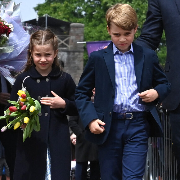 Le prince George de Cambridge et la princesse Charlotte de Cambridge en visite au château de Cardiff, Royaume Uni, le 4 juin 2022, à l'occasion du jubilé de platine de la reine d'Angleterre. 