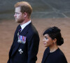 Le prince Harry, duc de Sussex, Meghan Markle, duchesse de Sussex - Intérieur - Procession cérémonielle du cercueil de la reine Elisabeth II du palais de Buckingham à Westminster Hall à Londres.