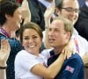 William et Kate sont avares en geste tendre en public. Exception lors des événements sportifs, le prince et la princesse de Galles vivent la compétition avec passion !