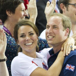 La princesse Kate et le prince William étaient aux anges et très complices lors d'une épreuve de cyclisme dans le cadre des jeux olympiques de Londres en 2012