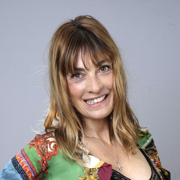 Portrait de Eve Angeli, lors de l'enregistrement de l'émission "Chez Jordan". Le 23 mars 2022 © Cédric Perrin / Bestimage