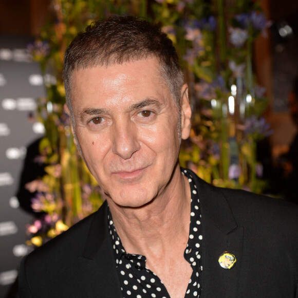Etienne Daho - Remise des GQ Awards "Les Femmes et les Hommes de l'année 2019" à l'hôtel de Crillon à Paris, le 26 novembre 2019.  © Veeren/Bestimage 