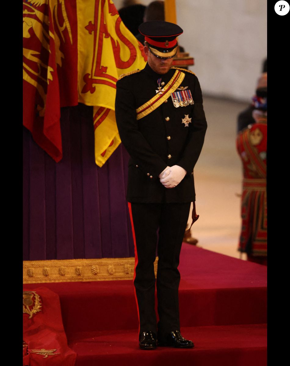 Le prince Harry, duc de Sussex - Veillée des petits-enfants de la reine Elizabeth II au Westminster Hall à Londres, Royaume Uni, le 17 septembre 2022.